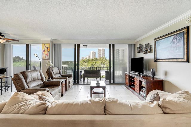 4200 N Ocean Drive 2-306, Riviera Beach, FL 33404