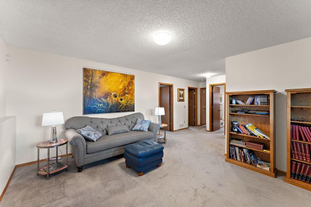 5241 Vera Cruz Avenue N, Crystal, MN 55429