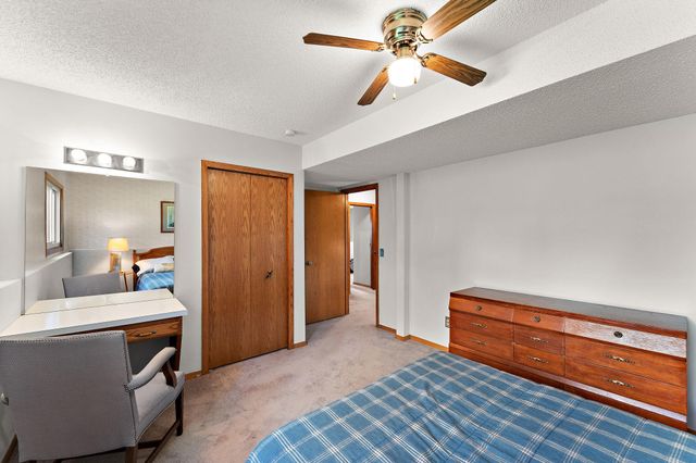 5241 Vera Cruz Avenue N, Crystal, MN 55429
