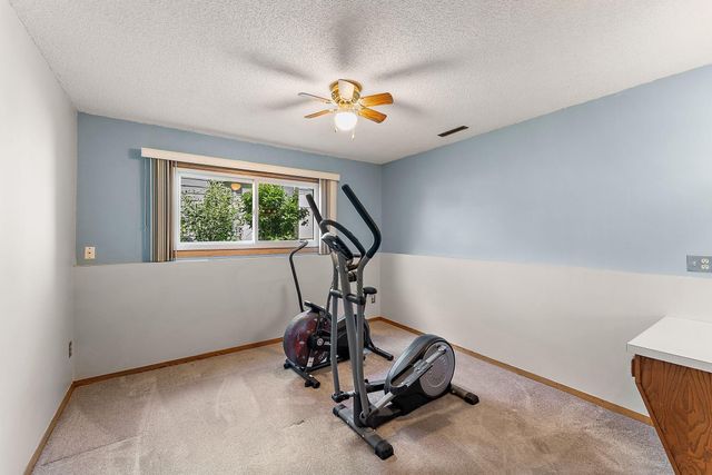 5241 Vera Cruz Avenue N, Crystal, MN 55429