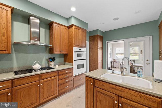 817 ORKNEY GRADE, Basye, VA 22810