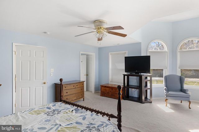 817 ORKNEY GRADE, Basye, VA 22810
