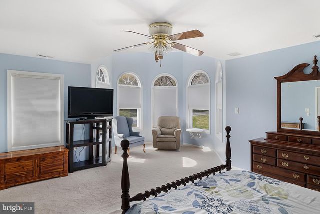 817 ORKNEY GRADE, Basye, VA 22810