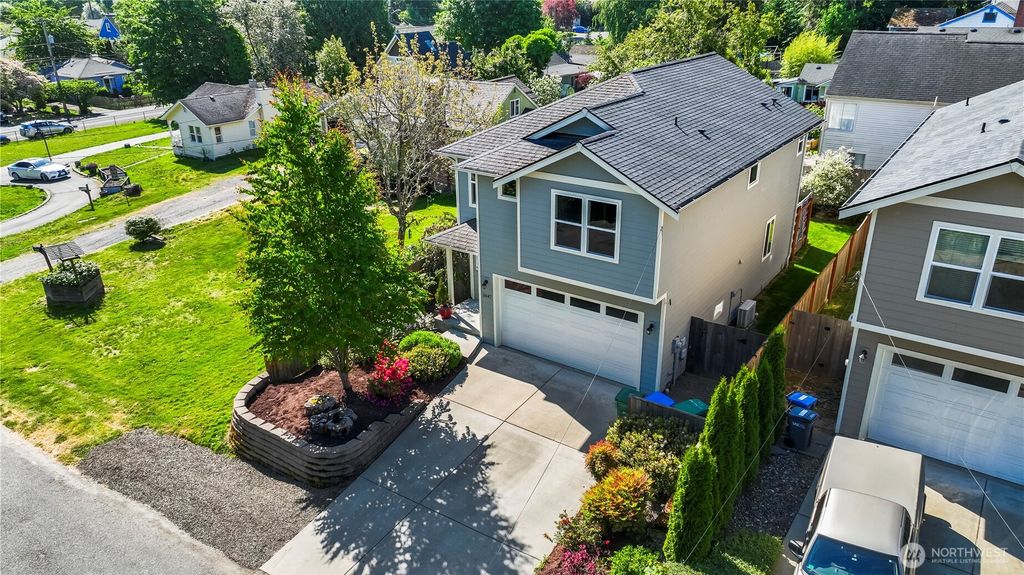 2647 19th Street, Bremerton, WA 98312