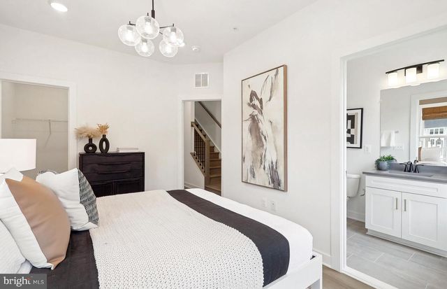 2166 HENSON NORRIS ST, Rockville, MD 20850