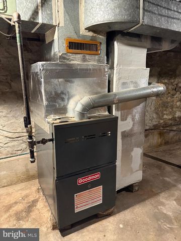 265 W 5TH ST, Lewistown, PA 17044