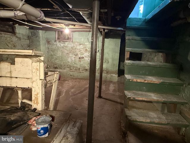 265 W 5TH ST, Lewistown, PA 17044