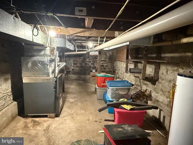 265 W 5TH ST, Lewistown, PA 17044