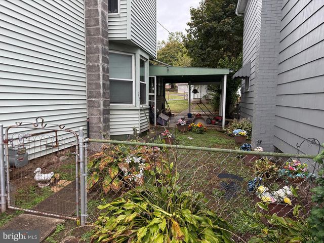 265 W 5TH ST, Lewistown, PA 17044