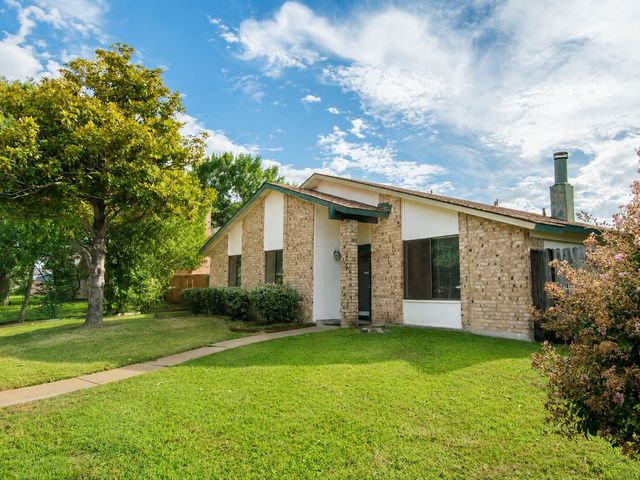 2513 Trailridge Drive, Plano, TX 75074