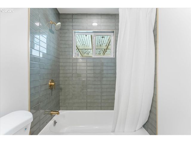 3050 Se 119TH Ave, Portland, OR 97266