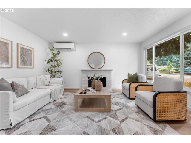 3050 Se 119TH Ave, Portland, OR 97266