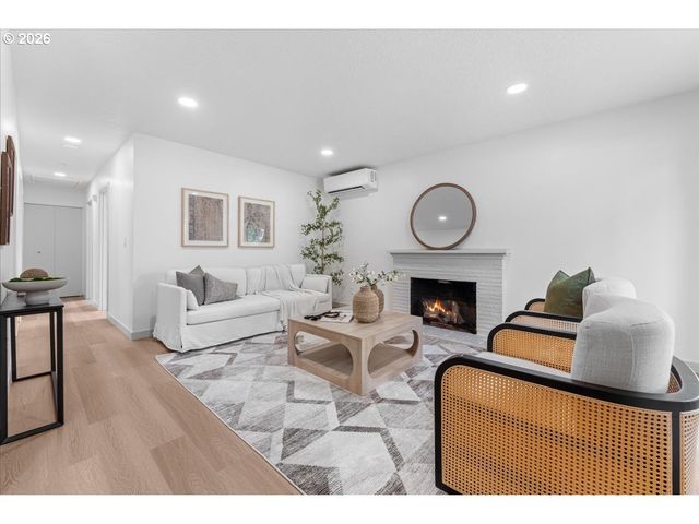 3050 Se 119TH Ave, Portland, OR 97266