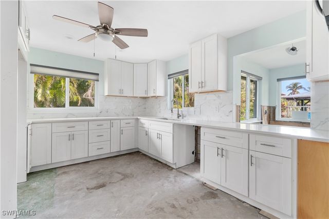 4896 Esplanade ST, Bonita Springs, FL 34134