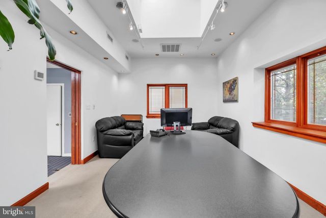 610 S 2ND ST, Philadelphia, PA 19147