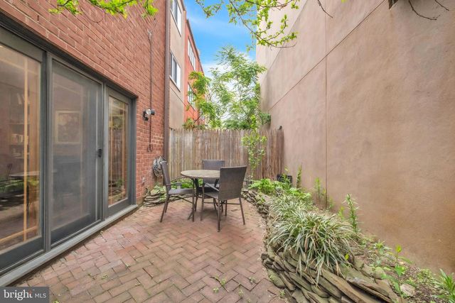 610 S 2ND ST, Philadelphia, PA 19147