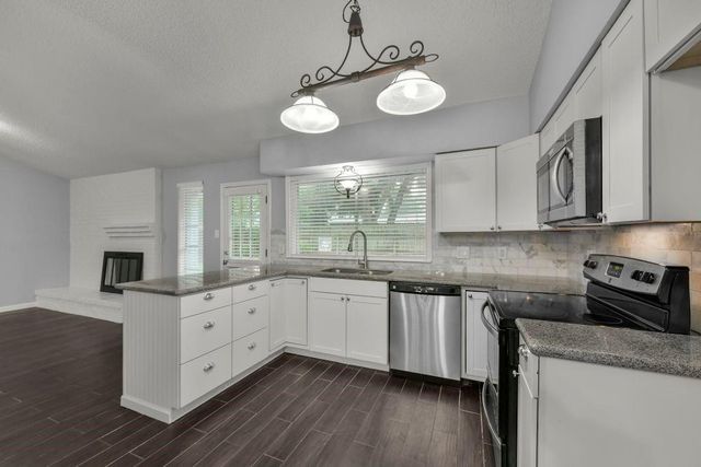 11415 Waxwood Drive, Houston, TX 77089