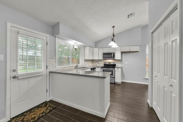 11415 Waxwood Drive, Houston, TX 77089