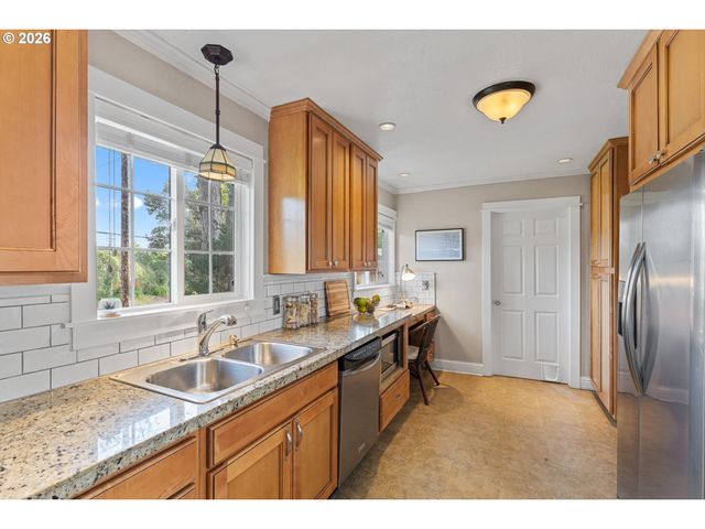 13860 Sw BUTNER Rd, Beaverton, OR 97006