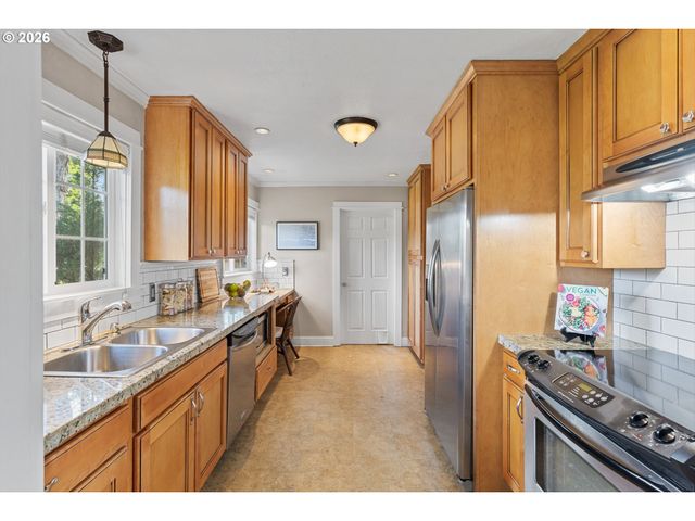 13860 Sw BUTNER Rd, Beaverton, OR 97006