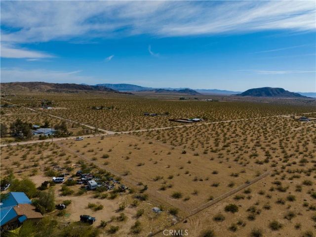 56785 Encantado, Landers, CA 92285