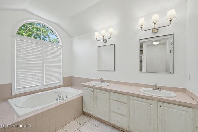 1149 Aster Drive, Toms River, NJ 08753