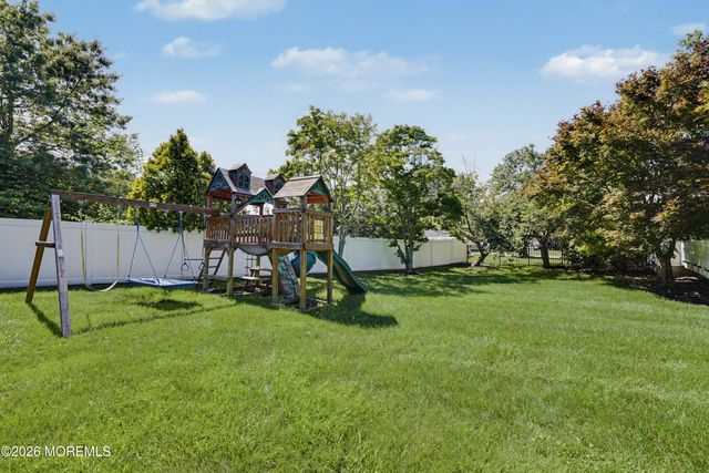 1149 Aster Drive, Toms River, NJ 08753