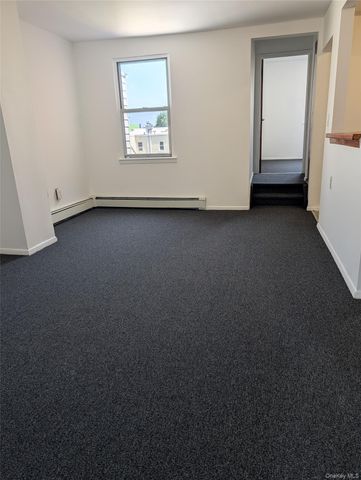 52-83 72nd Place 2, Maspeth, NY 11378