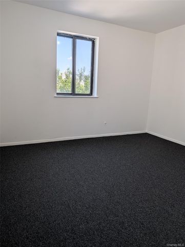 52-83 72nd Place 2, Maspeth, NY 11378