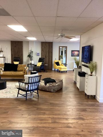 240 N 7TH #SUITE 200, Ephrata, PA 17522