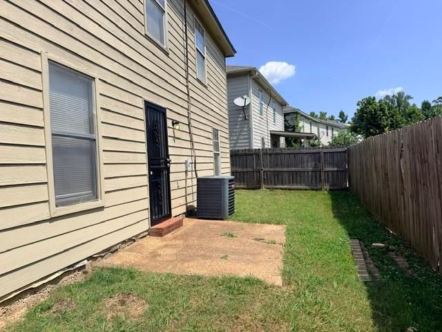 3929 CHELSEA HILL DR, Memphis, TN 38128