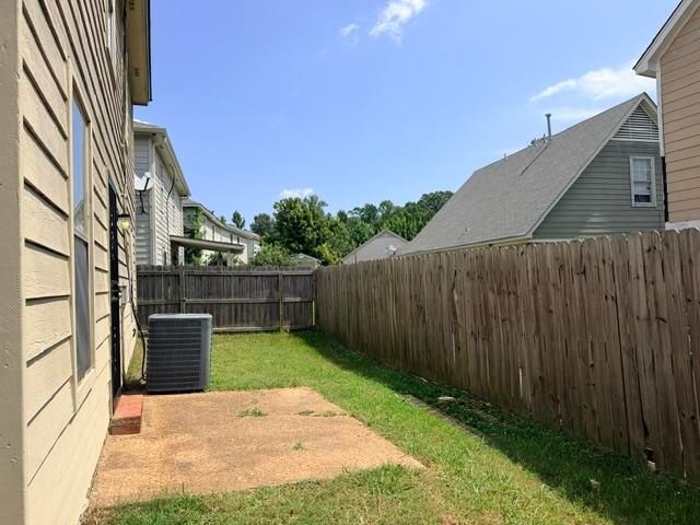 3929 CHELSEA HILL DR, Memphis, TN 38128