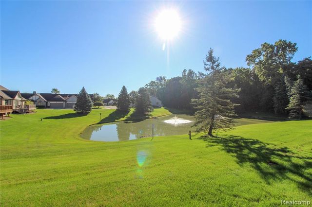 37734 Pebble Pointe Court, Clinton Township, MI 48038