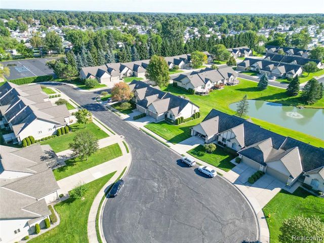 37734 Pebble Pointe Court, Clinton Township, MI 48038