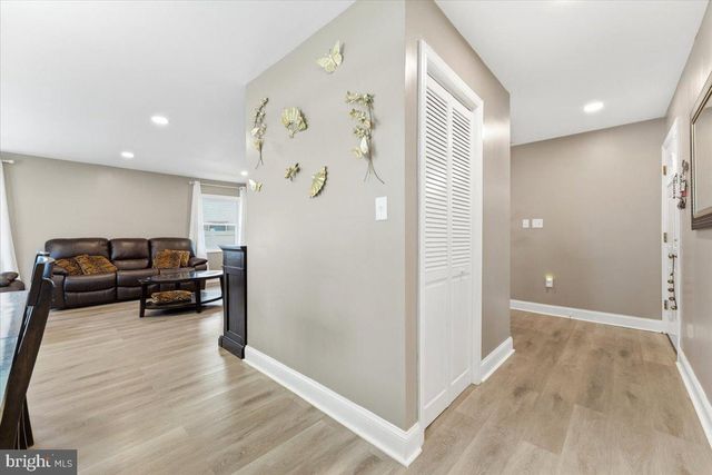 126 MILLBROOK DR, Willingboro, NJ 08046