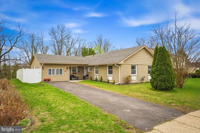 126 MILLBROOK DR, Willingboro, NJ 08046