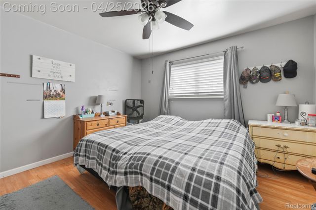 18516 Aldrin Avenue, Brownstown Charter Township, MI 48193