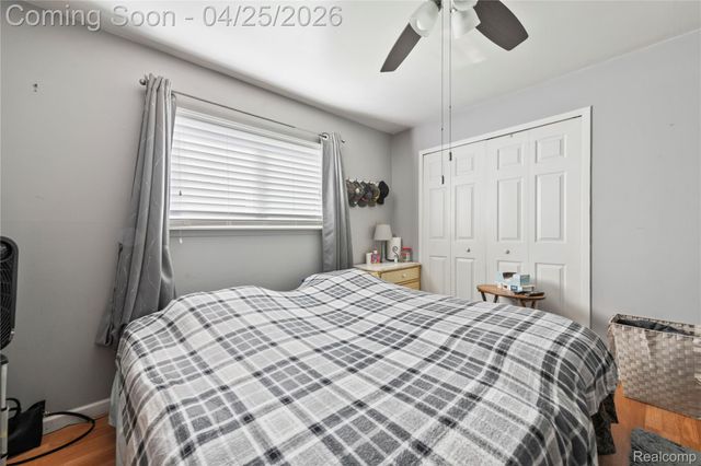 18516 Aldrin Avenue, Brownstown Charter Township, MI 48193