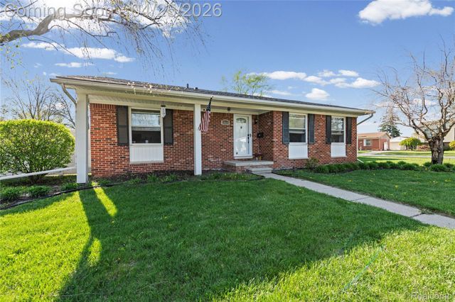18516 Aldrin Avenue, Brownstown Charter Township, MI 48193