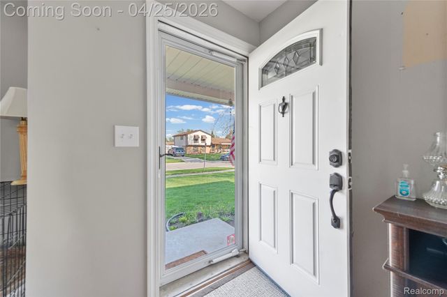 18516 Aldrin Avenue, Brownstown Charter Township, MI 48193