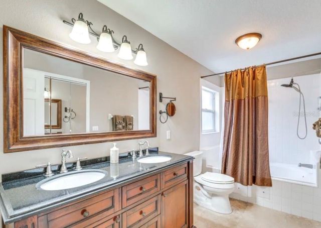2592 CHATHAM CIRCLE, Kissimmee, FL 34746