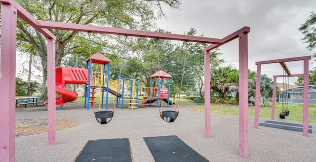 2592 CHATHAM CIRCLE, Kissimmee, FL 34746