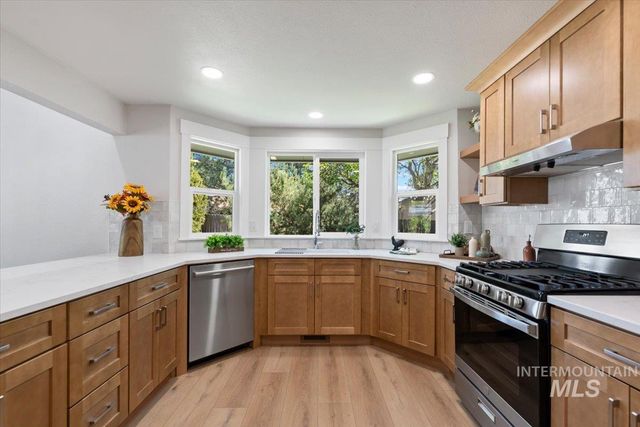 7202 W Mojave Dr, Boise, ID 83709