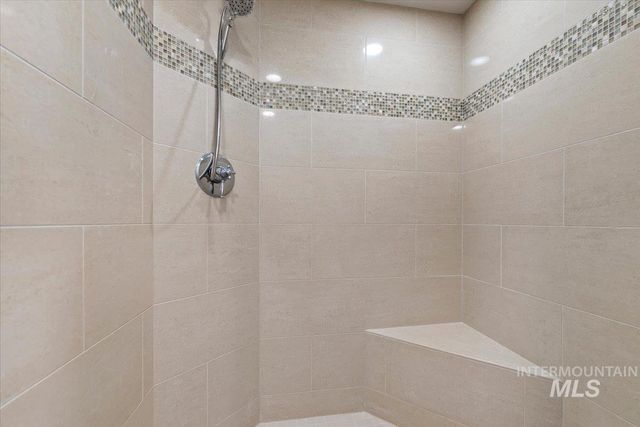 7202 W Mojave Dr, Boise, ID 83709