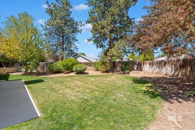 7202 W Mojave Dr, Boise, ID 83709