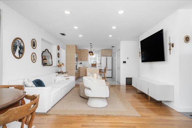 1023 Claiborne Way, Lexington, KY 40517