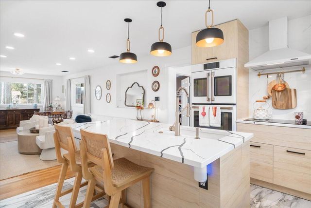 1023 Claiborne Way, Lexington, KY 40517