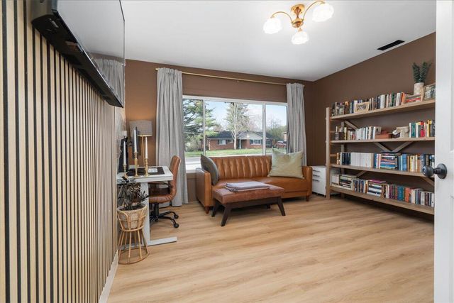 1023 Claiborne Way, Lexington, KY 40517