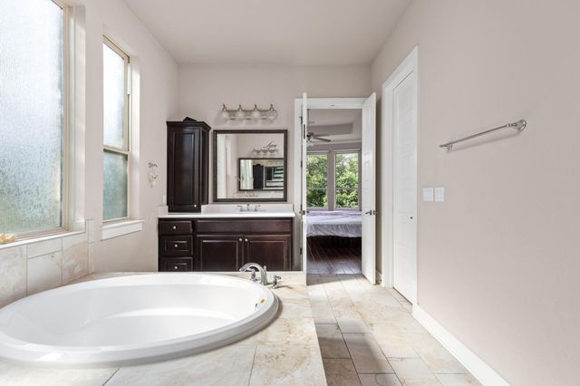 6501 Trissino DR, Austin, TX 78739