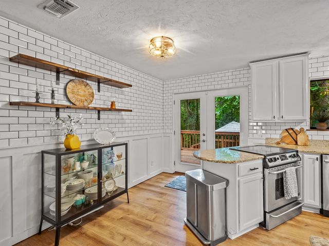 744 Litchfield Road, Tallahassee, FL 32312